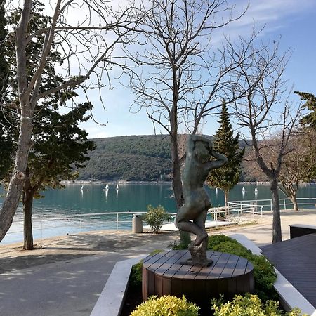 Apartments Mare Losinjska 16 Rabac Bagian luar foto